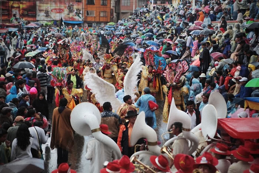 Boliviana de vacaciones: la Diablada
