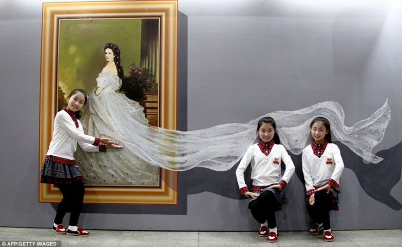 Exhibition of 3D paintings in China Exhibition of 3D paintings in China