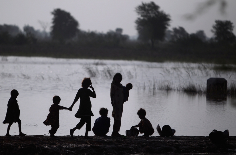 Furioso elemento en diferentes países
