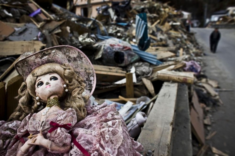 Ghost town Ghost town