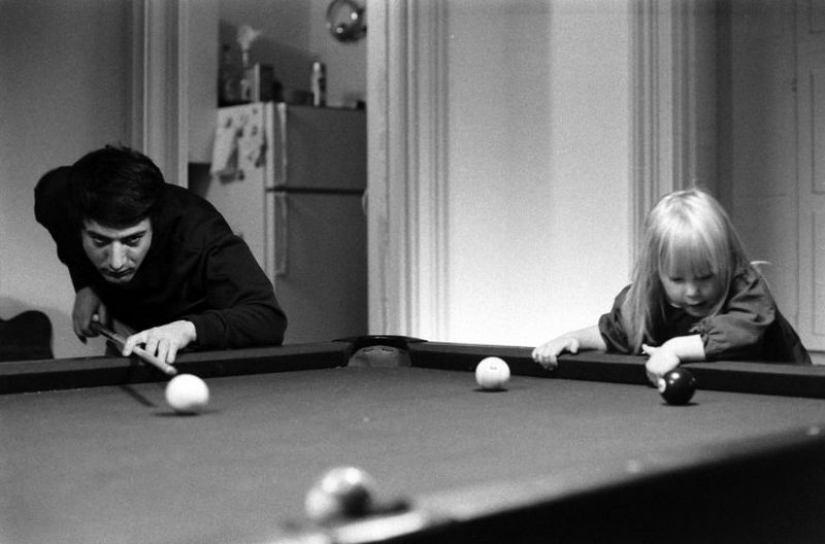 75 años de edad Dustin Hoffman!