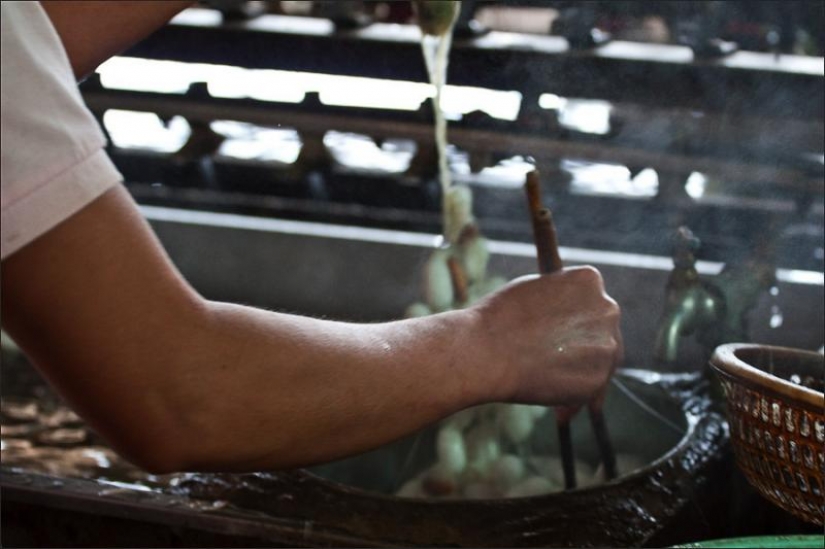 How to get silk thread