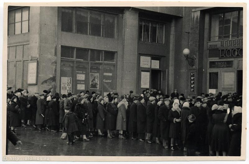 La historia de Moscú cola en las fotografías La historia de Moscú cola en las fotografías