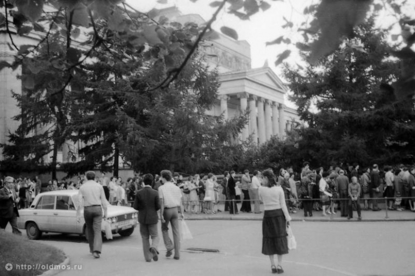 La historia de Moscú cola en las fotografías La historia de Moscú cola en las fotografías