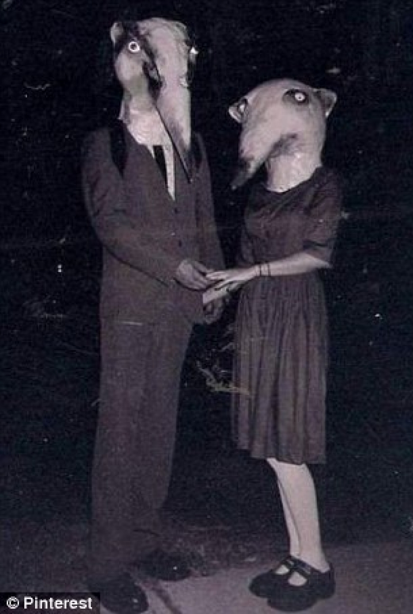 Retro Halloween costumes