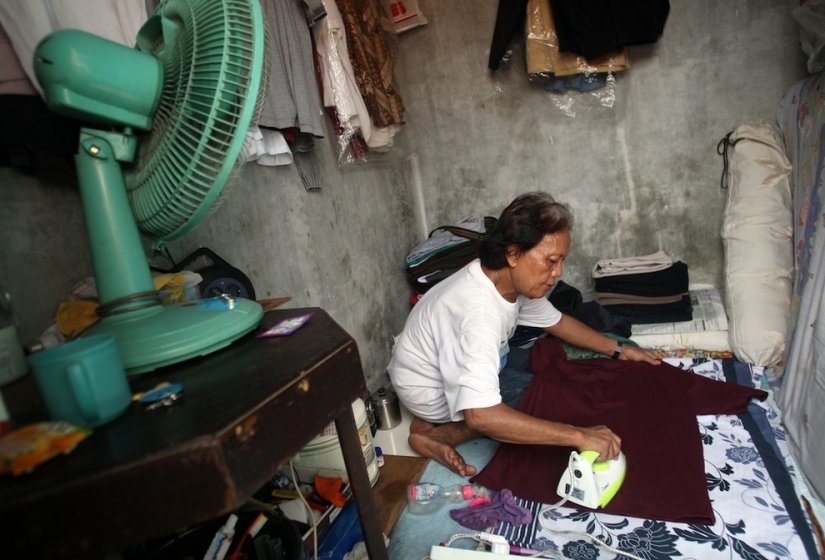 The former nanny Obama and other shemale Jakarta