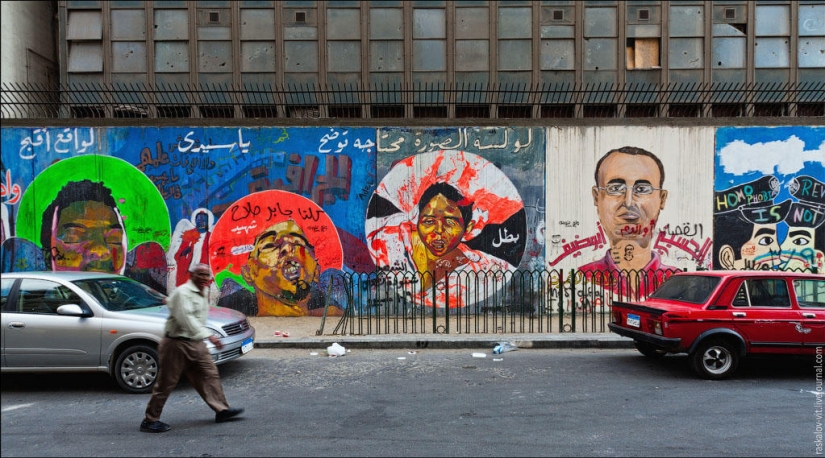 Moscú rufer subió las pirámides de egipto Moscú rufer subió las pirámides de egipto