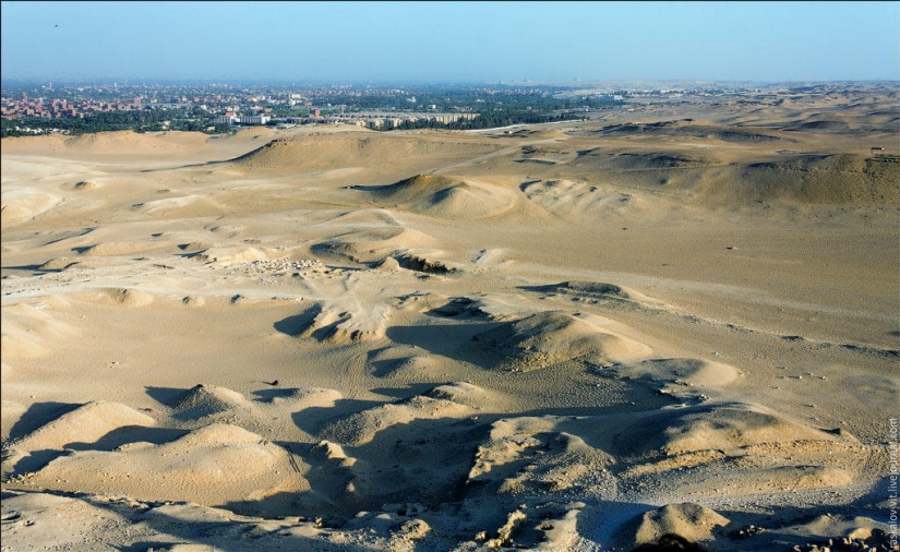 Moscow rufer climbed the Egyptian pyramids Moscow rufer climbed the Egyptian pyramids