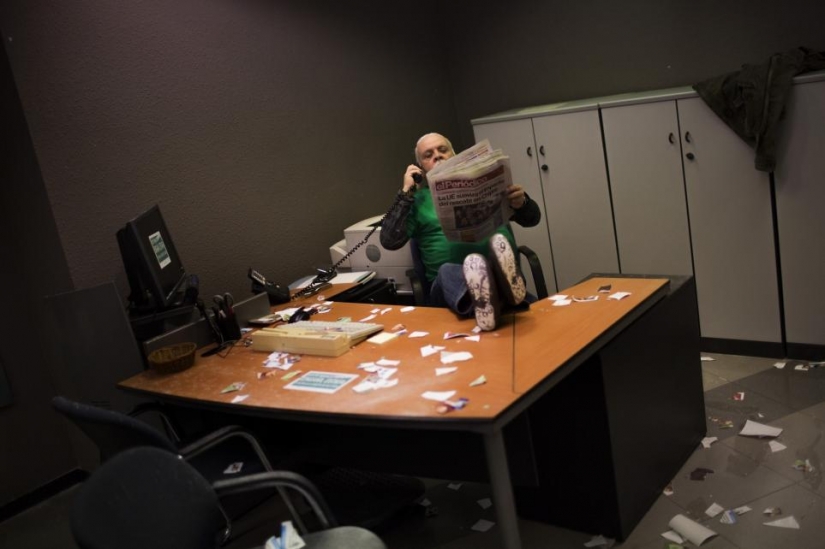 Victims of the mortgage crisis seized the Bank Victims of the mortgage crisis seized the Bank