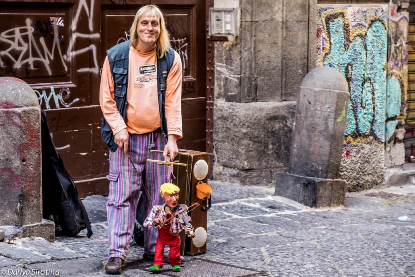 Naples: People