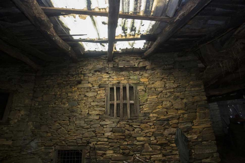 En el borde de la extinción: en este pueblo español se mantuvo los dos últimos residente En el borde de la extinción: en este pueblo español se mantuvo los dos últimos residente