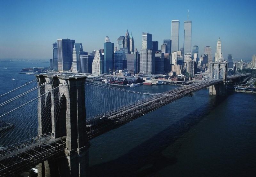 10 amazing stories from the "life" of the Brooklyn bridge
