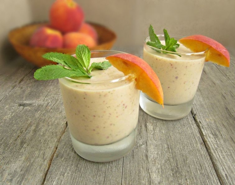 10 deliciosas y refrescantes batidos, en la que hay 200 calorías