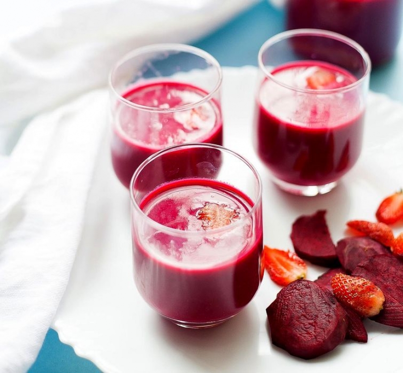 10 delicious and refreshing smoothies, in which there 200 calories