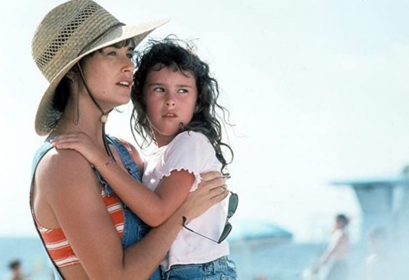 10 movie stars who participated in the shooting with their children 10 movie stars who participated in the shooting with their children