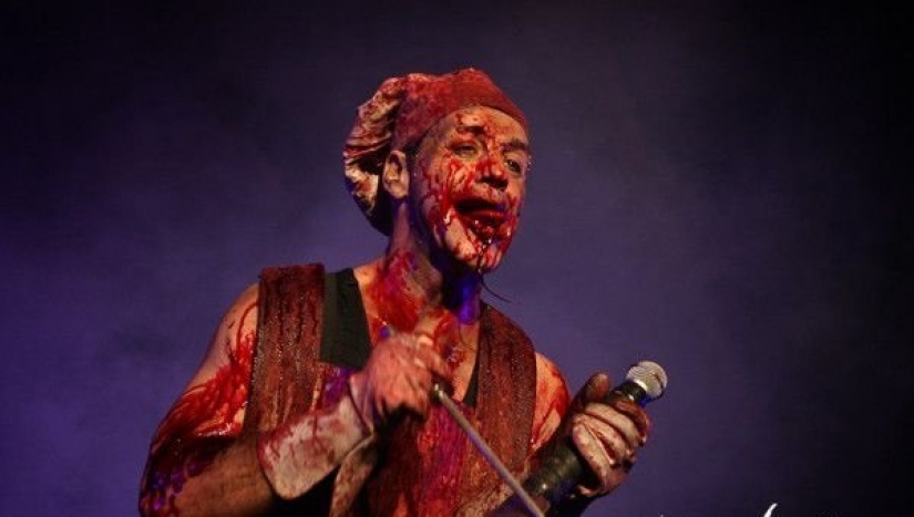 10 of the most high-profile scandals related to Rammstein 10 of the most high-profile scandals related to Rammstein