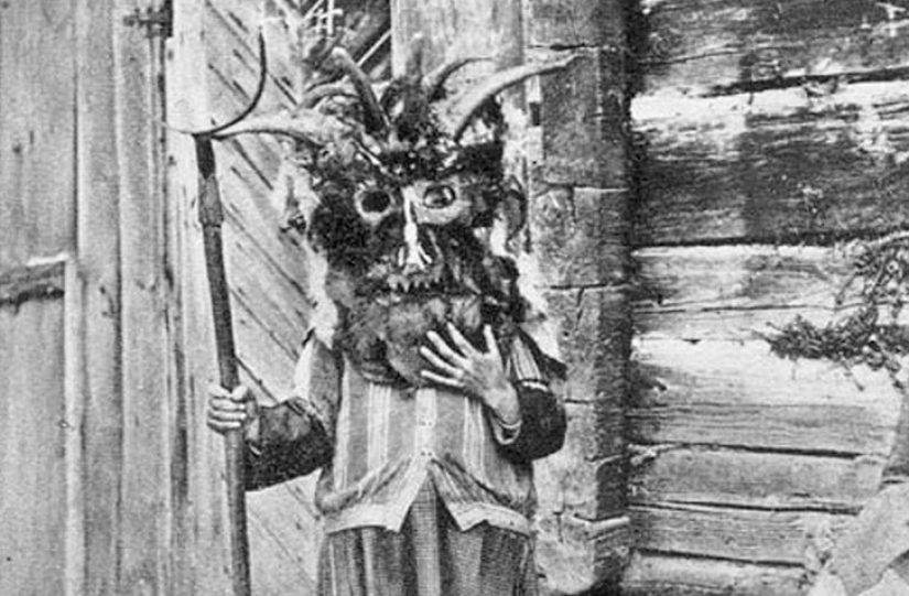 10 the most terrifying Christmas traditions