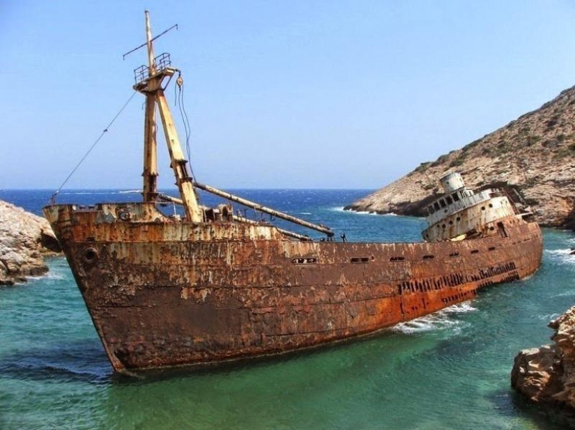12 sunken ships, which you can see without scuba gear 12 sunken ships, which you can see without scuba gear