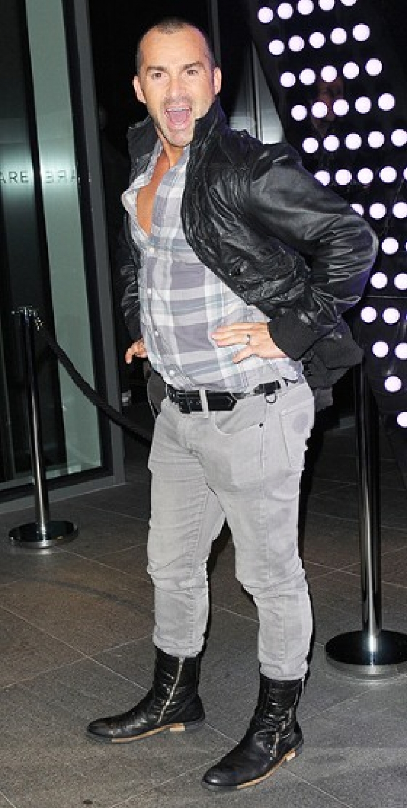 15 men's wardrobe items that women don't like