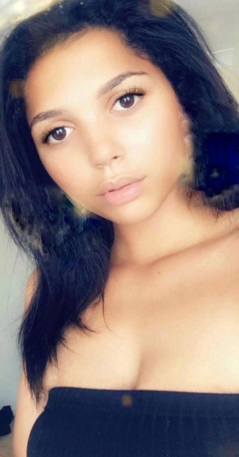 17-año-vieja niñera de tener un bebé con ella, de 13 años, de barrio y ahora se va a la cárcel