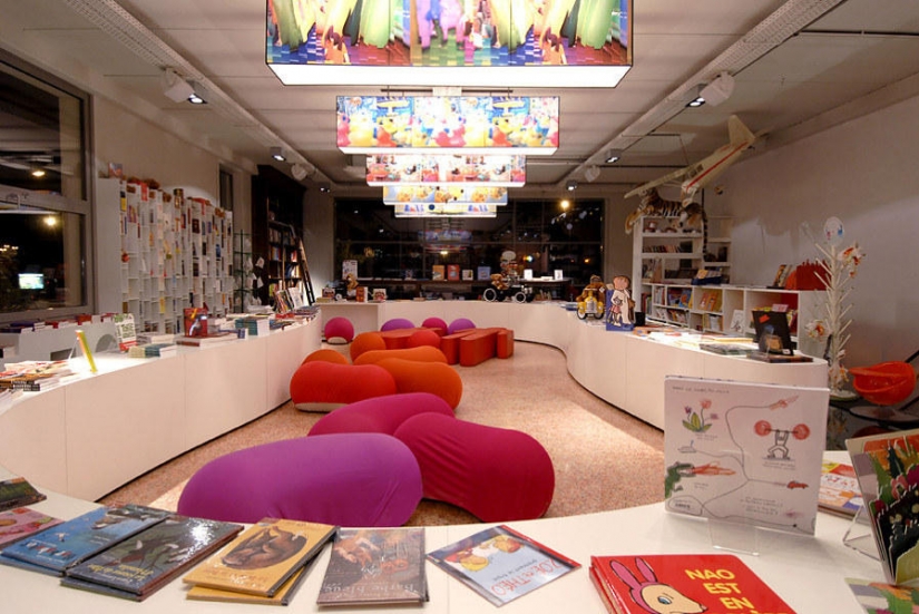 17 bookstores stereotypes