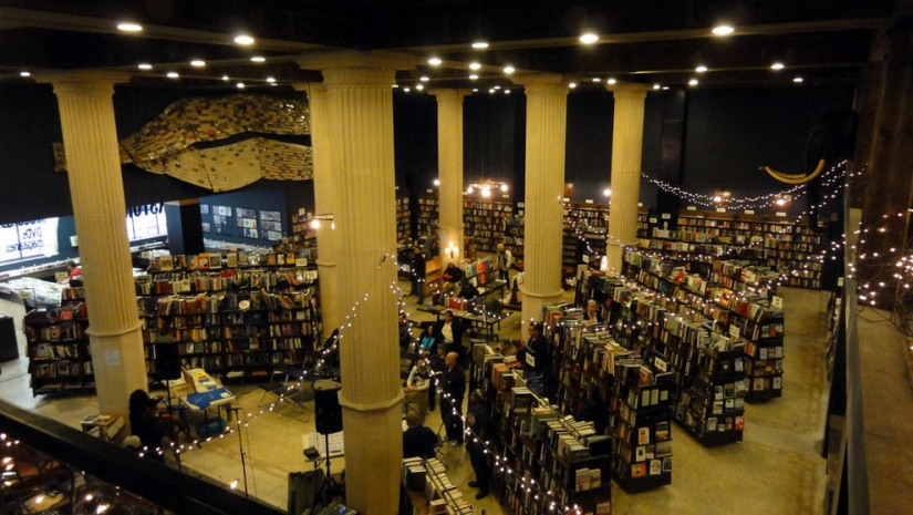 17 bookstores stereotypes