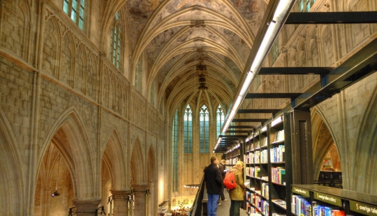 17 bookstores stereotypes