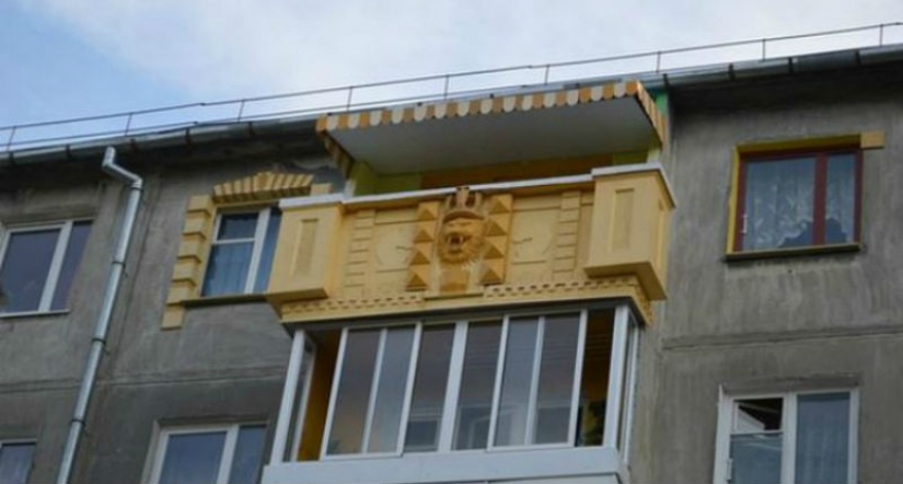 17 masterpiece balconies that can be seen only on the expanses of Russia