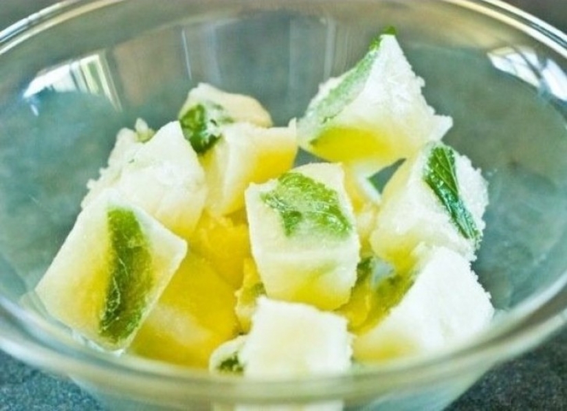 18 cool ways to use ice cube trays 18 cool ways to use ice cube trays