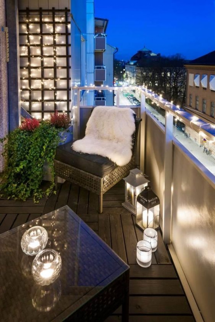 20 ideas on how to decorate a balcony for the New Year