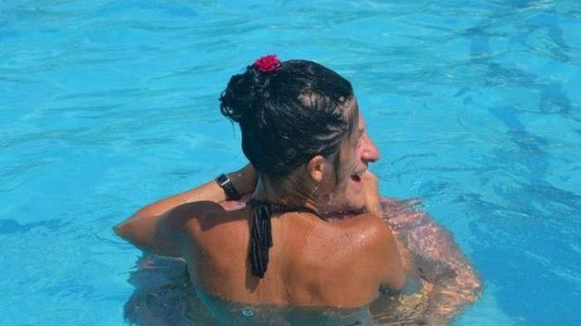 20 pictures, which will have to look closely