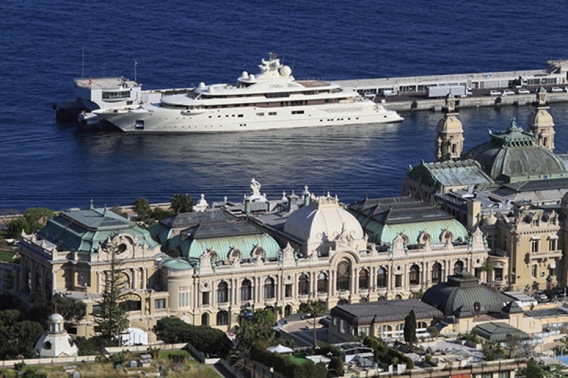 20 yachts of Russian billionaires who are worth more than the Russian Navy 20 yachts of Russian billionaires who are worth more than the Russian Navy