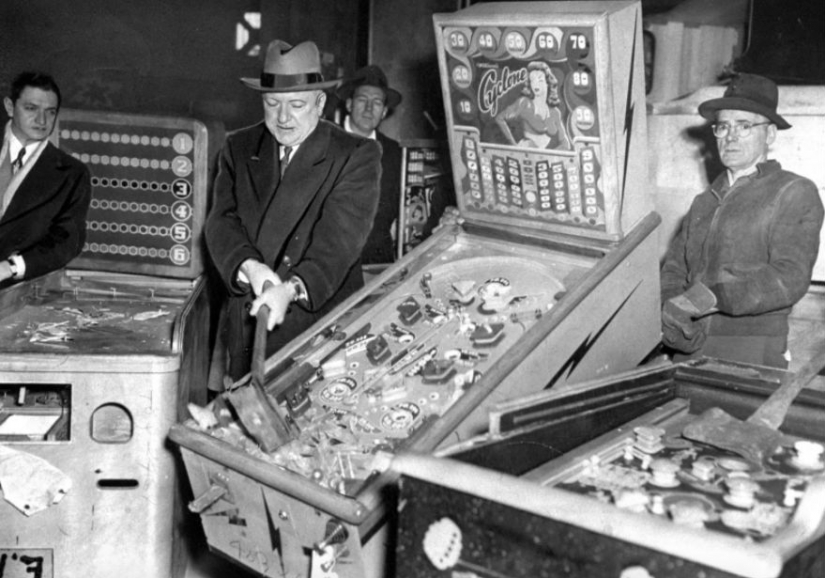 23 brutal pictures of the underworld of new York of the last century