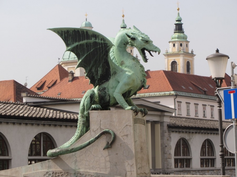 25 good luck charms from all over the world