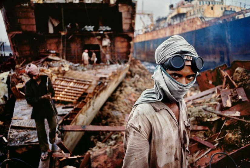 30 años, 20 de los pasaportes — la historia de Steve McCurry 30 años, 20 de los pasaportes — la historia de Steve McCurry