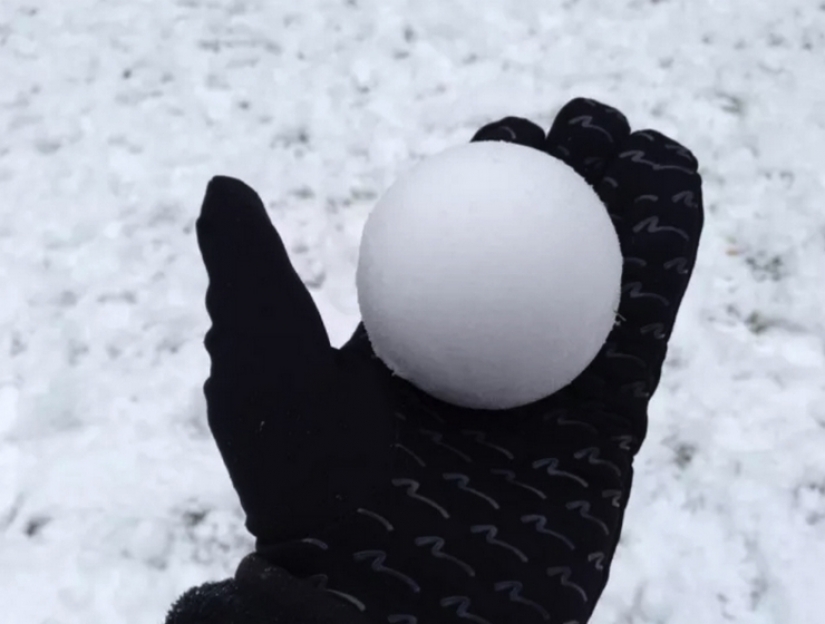 35 elementos, los ideales de los cuales supera