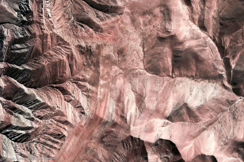 44 amazing abstract picture with Google Earth