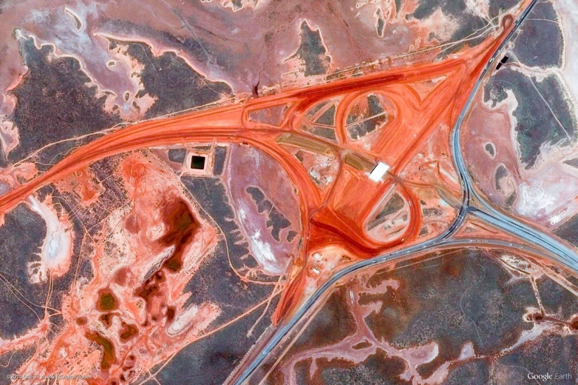 44 amazing abstract picture with Google Earth