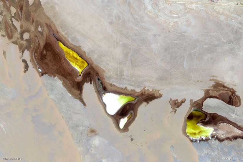 44 amazing abstract picture with Google Earth