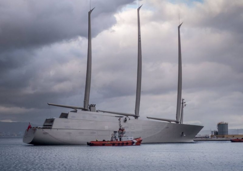 7 of the most expensive purchases of Russian oligarchs: from huge yachts to entire Islands 7 of the most expensive purchases of Russian oligarchs: from huge yachts to entire Islands