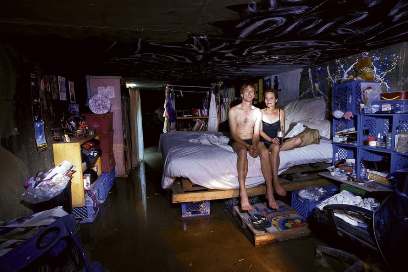 9 modern communities throughout the world who live under the ground