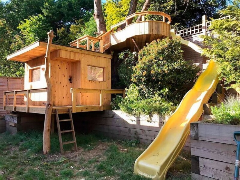 A mi hija le encantó! La casa del árbol de tablas viejas, que fue construido por un padre que cuida