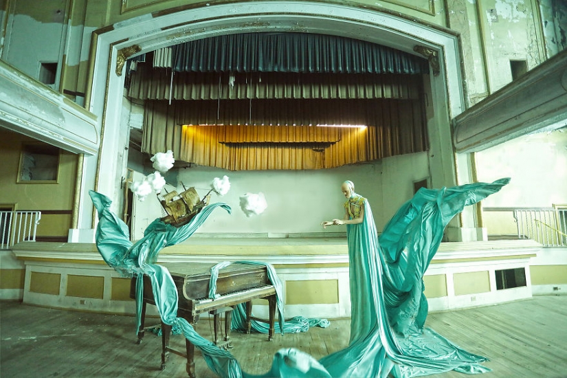 A terrible beauty: photographer transforms abandoned places in the dark and erotic fantasies