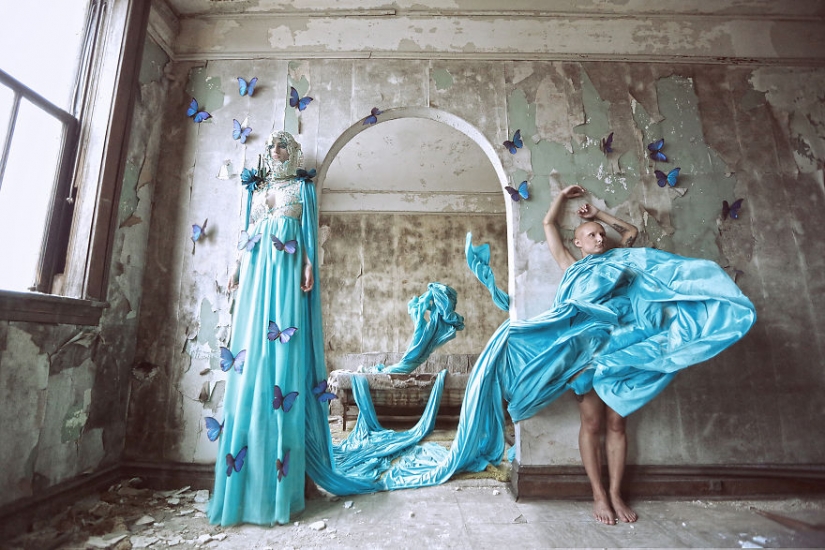 A terrible beauty: photographer transforms abandoned places in the dark and erotic fantasies