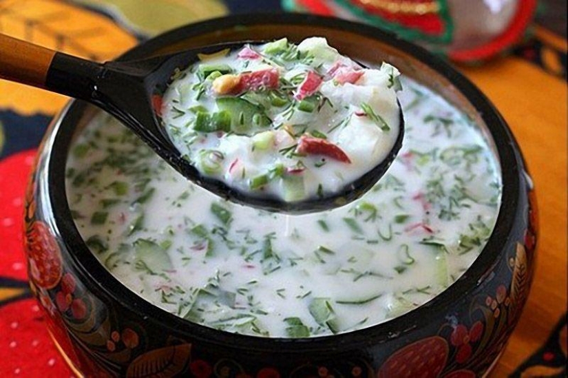 "Adults eat this vodka — so delicious": foreigners about Russian cuisine