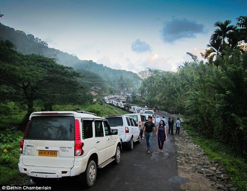 Aislado de 55 mil años de la tribu jarawa se enfrenta a la extinción después del contacto con la civilización