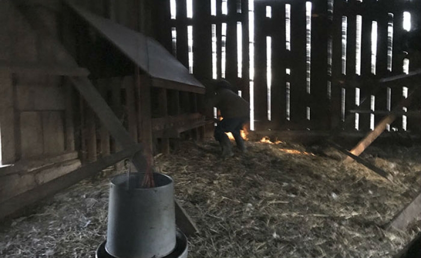 Amateur photographer vs: as one and the same location is transformed in the work of professional Amateur photographer vs: as one and the same location is transformed in the work of professional