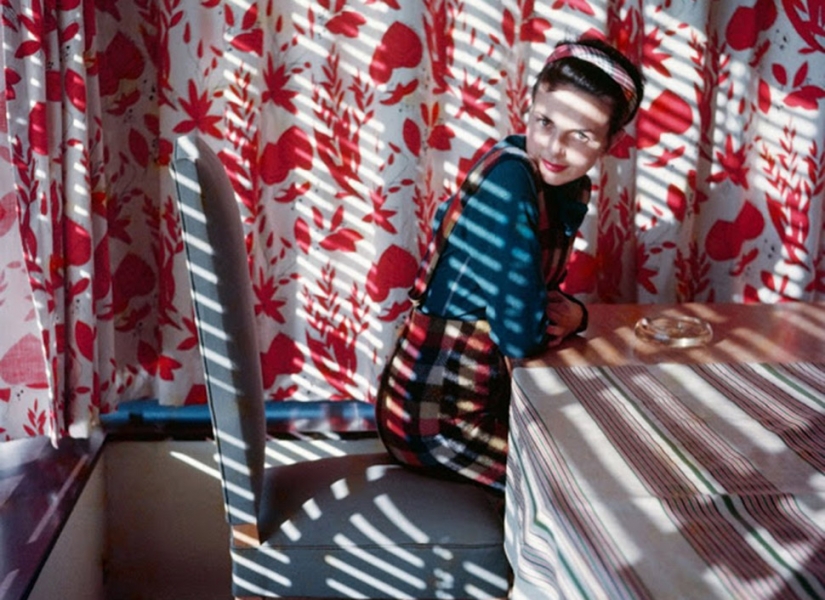 Amazingly bright take retro pictures of Jacques-Henri Lartigue, as if made yesterday