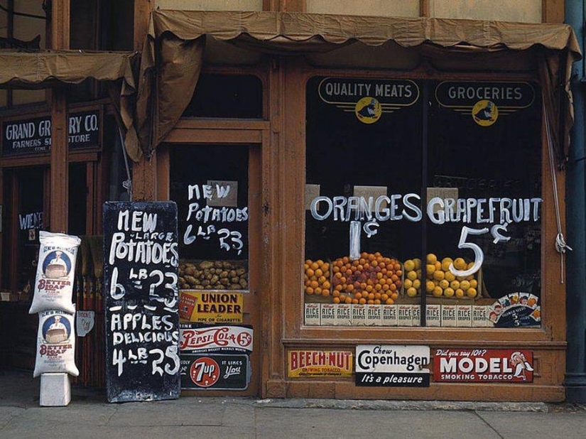 America during the first economic crisis