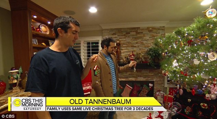 American family 36 years dresses the same living pine American family 36 years dresses the same living pine